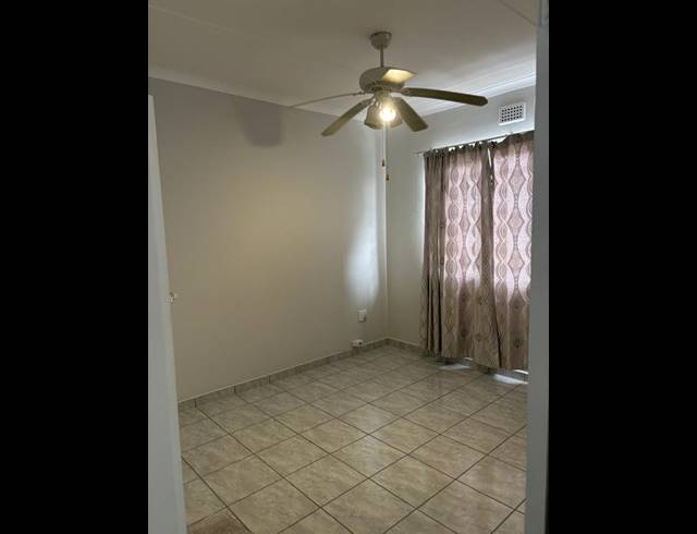 3 BEDROOM COMPLEX FOR SALE IN FAIRVIEW